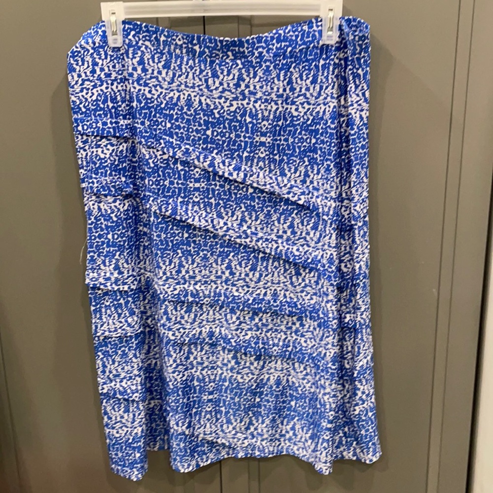 A skirt !